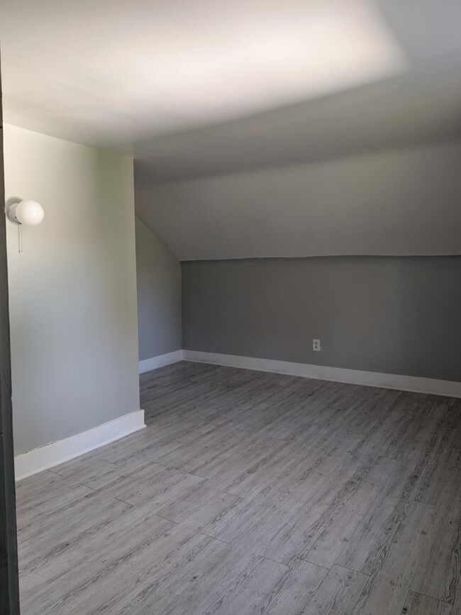 Building Photo - 4021 Neff Ave