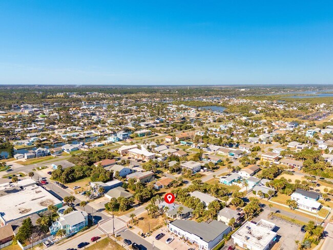 Building Photo - Historic Coquina Meets Modern Finishes 2 Bedroom 1 Bath Duplex in the Heart of Flagler Beach