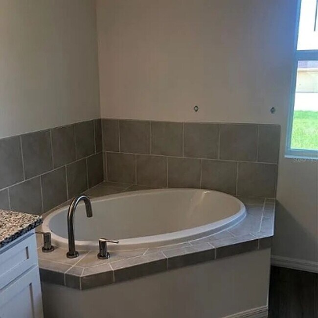 Building Photo - 13267 Drysdale Ave