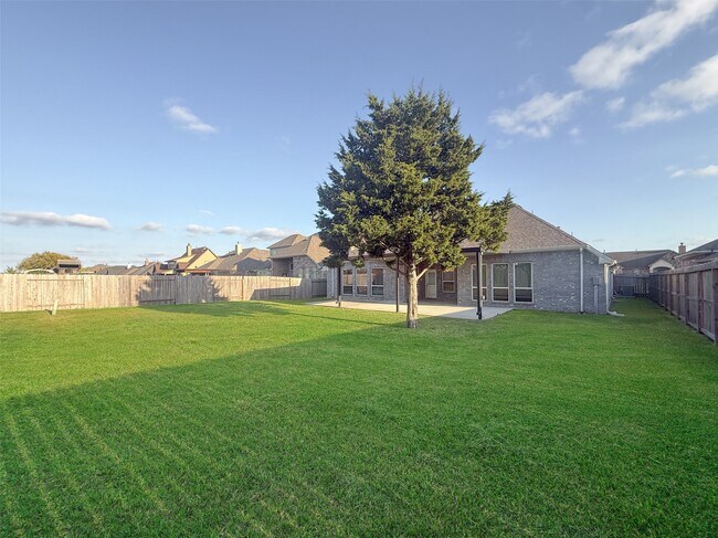 Building Photo - 1524 N Blue Bonnet Ln