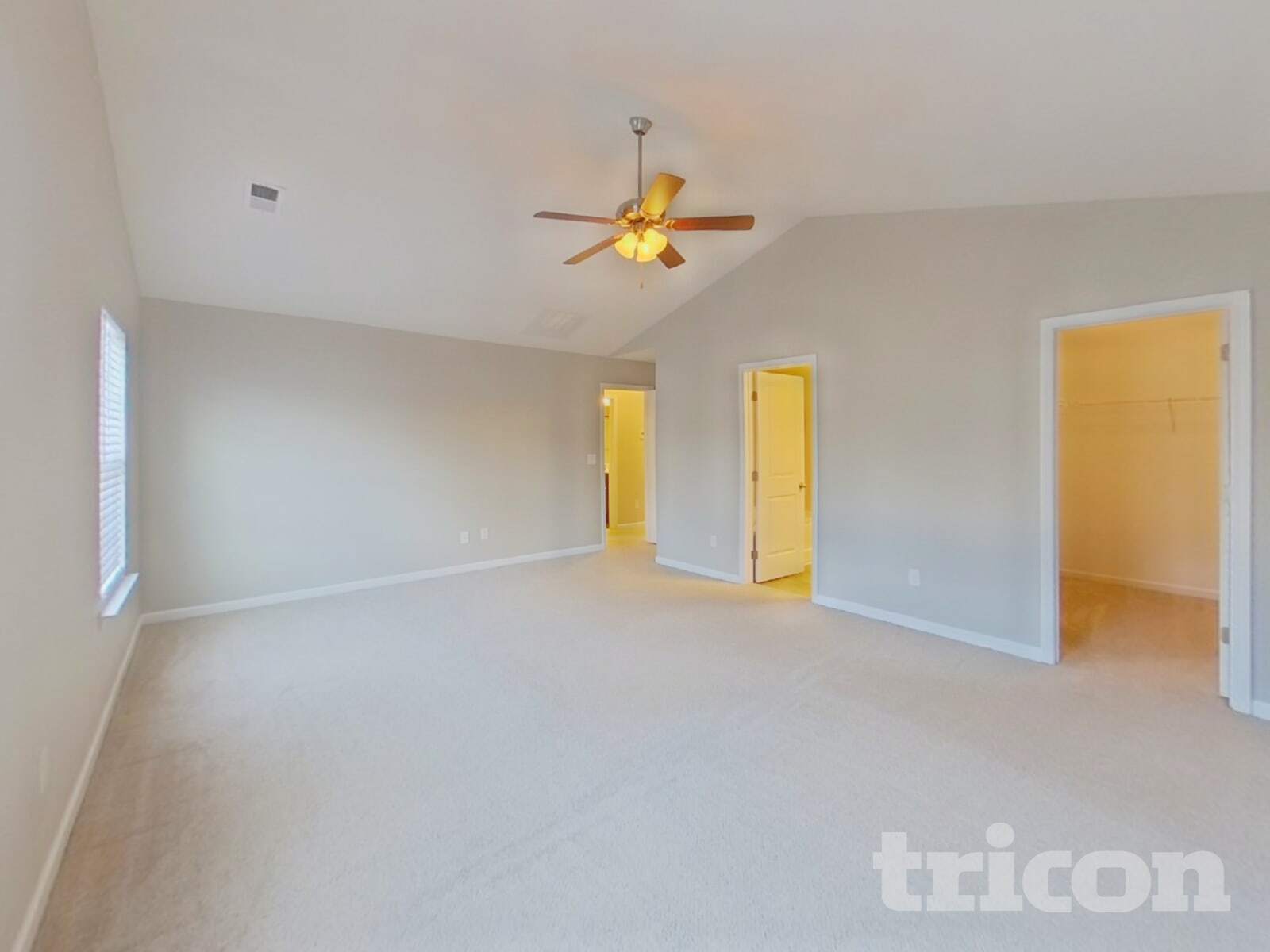 Building Photo - 228 Elmhaven Dr