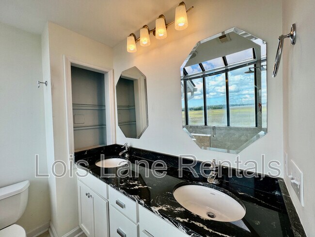 Building Photo - 2431 Stono Watch Dr