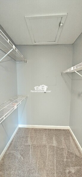 Building Photo - 2060 Chastain Park Ct NE