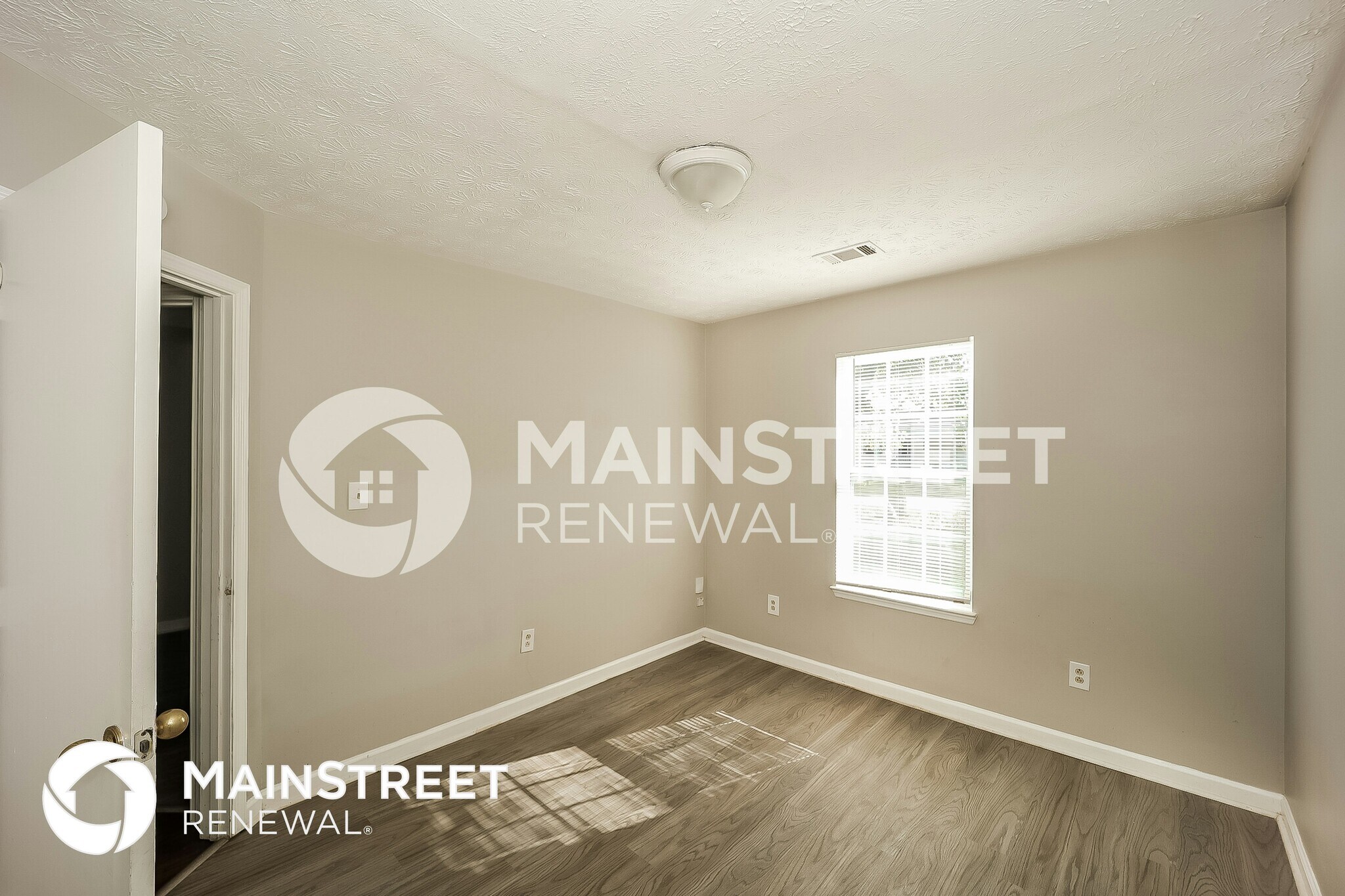 Building Photo - 9206 Fairway Ct