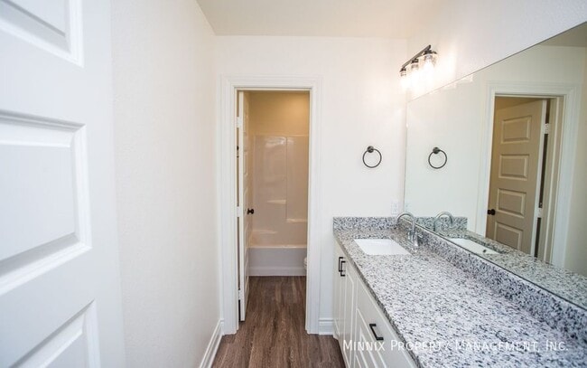 Building Photo - 4707 125th St