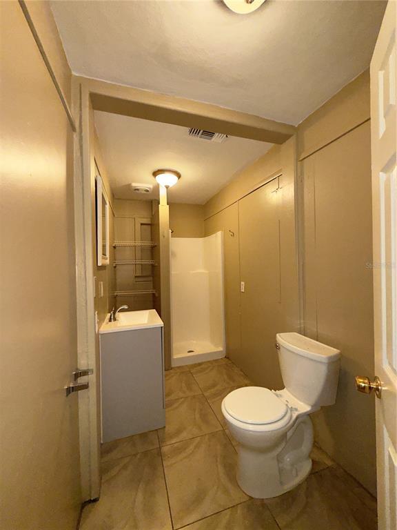 Building Photo - 1640 Salem Dr