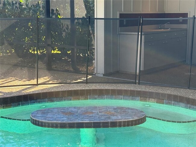 Building Photo - 3705 Torrey Pines Blvd