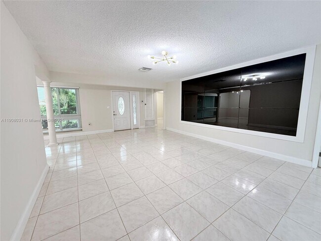 Building Photo - $4,500MONTHLY;6708 CAMELIA DR MIRAMAR, FL 33023