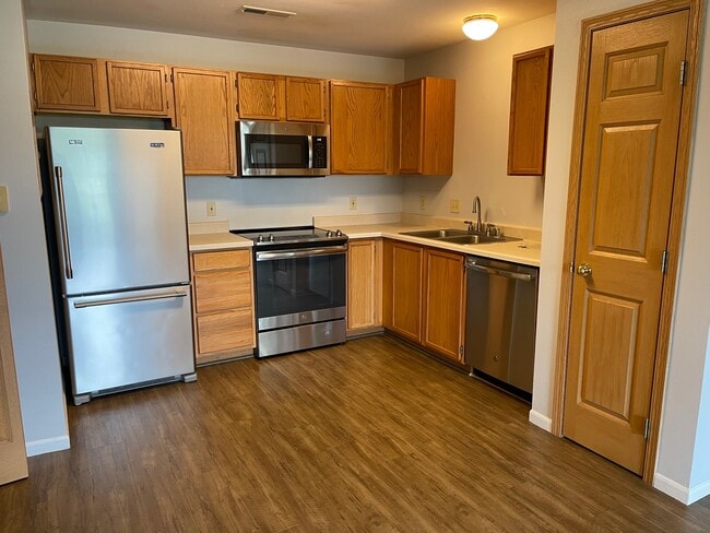 Building Photo - 3505B Fallon St