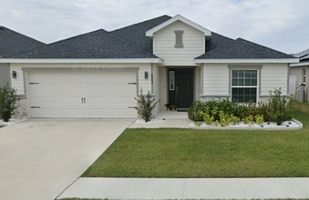 Building Photo - North Lakeland Rental Home!