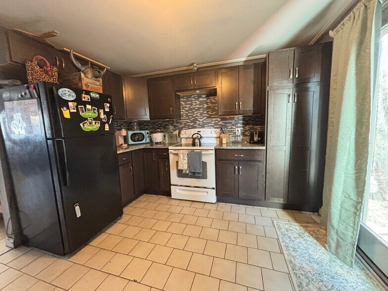 Building Photo - 39 Annandale Rd