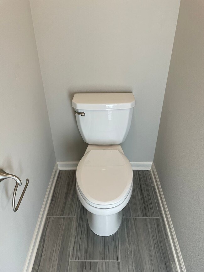 Building Photo - NEWER 4 Bed 2.5 Bath Home! Located near the Ridgefield Outdoor Recreation Center, equestrian faci...