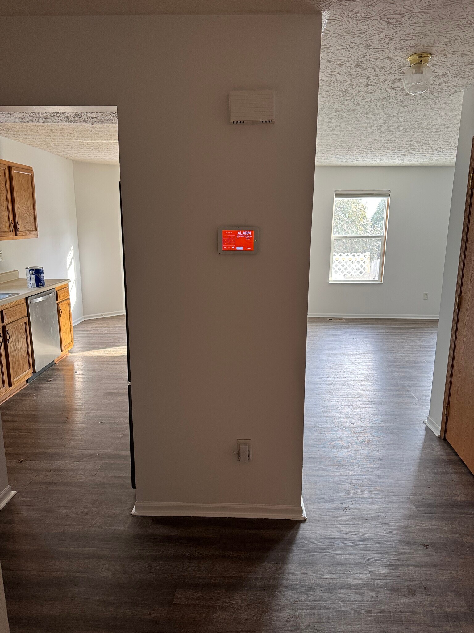 Entry - 3766 Dunlane Ct