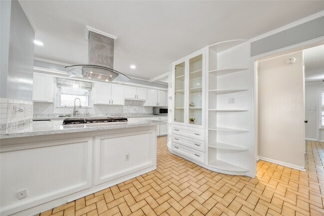 Building Photo - 3114 Cypress Point Dr