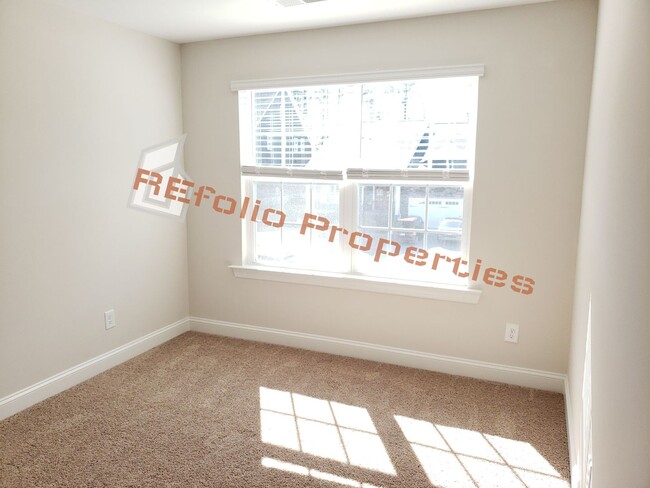 Building Photo - Charming 4 Bedroom, 2.5 Bath, 2-Car Garage...