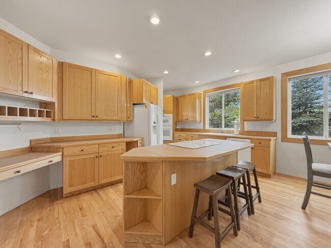Building Photo - Beautiful East Boulder Home with Flatirons Views | Quiet Cul-de-Sac Living