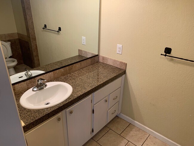 Building Photo - 3317 31st St