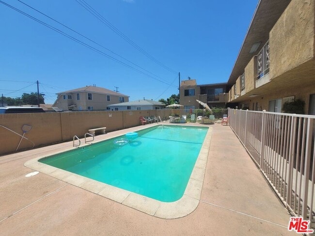 Building Photo - 12634 Kalnor Ave