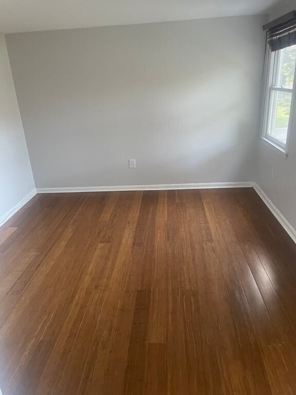 Building Photo - 51 Grove St