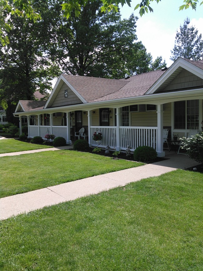 Building Photo - Robinson Heights Apartments