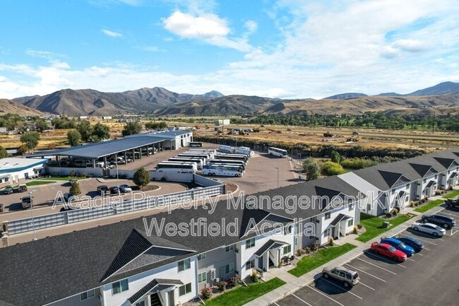 Building Photo - 5741 S 5th Ave