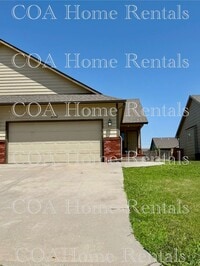 Building Photo - South East Duplex
