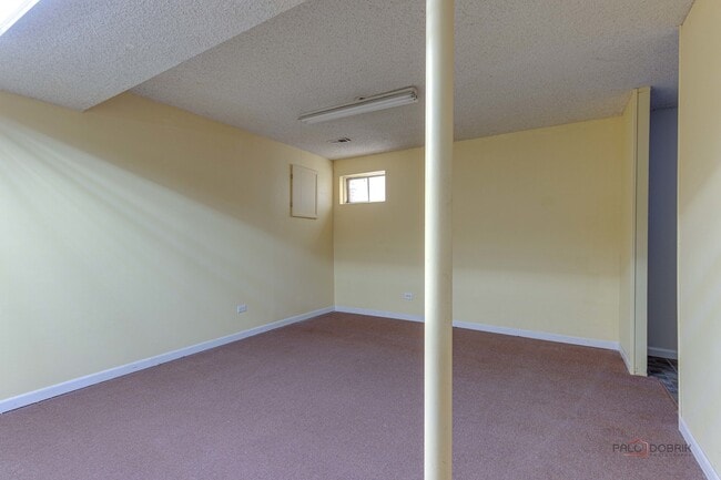 Building Photo - 1309 Court O
