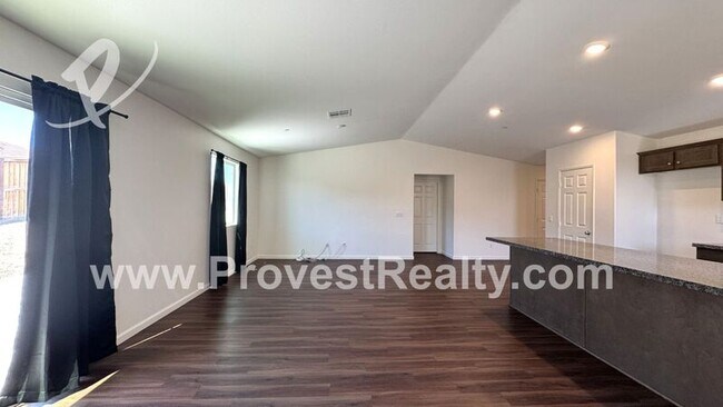 Building Photo - 11377 Bellevue St