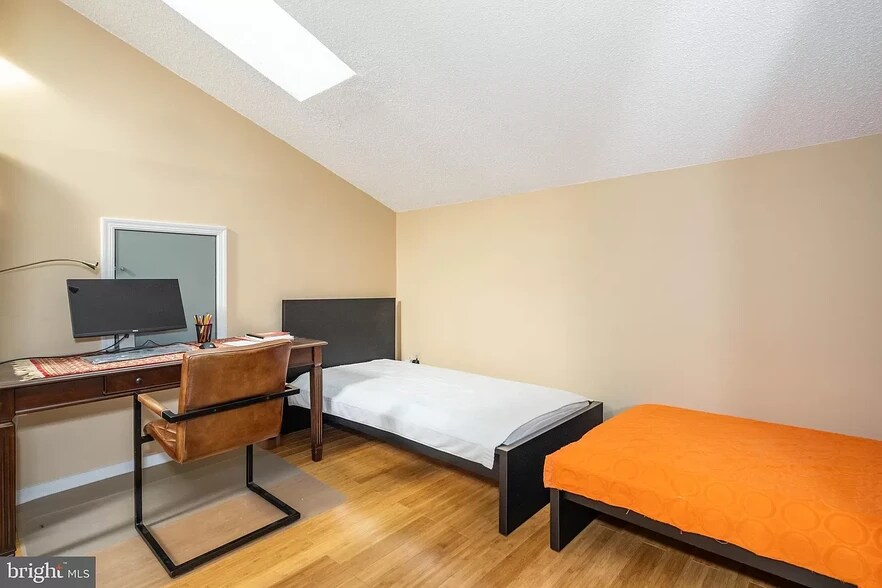 Building Photo - 314 American Eagle Ct