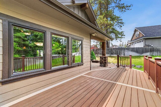 Building Photo - 8668 N Stable Trace Ct