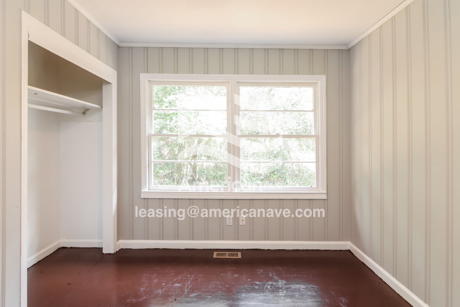 Building Photo - 142 Briardale Ave