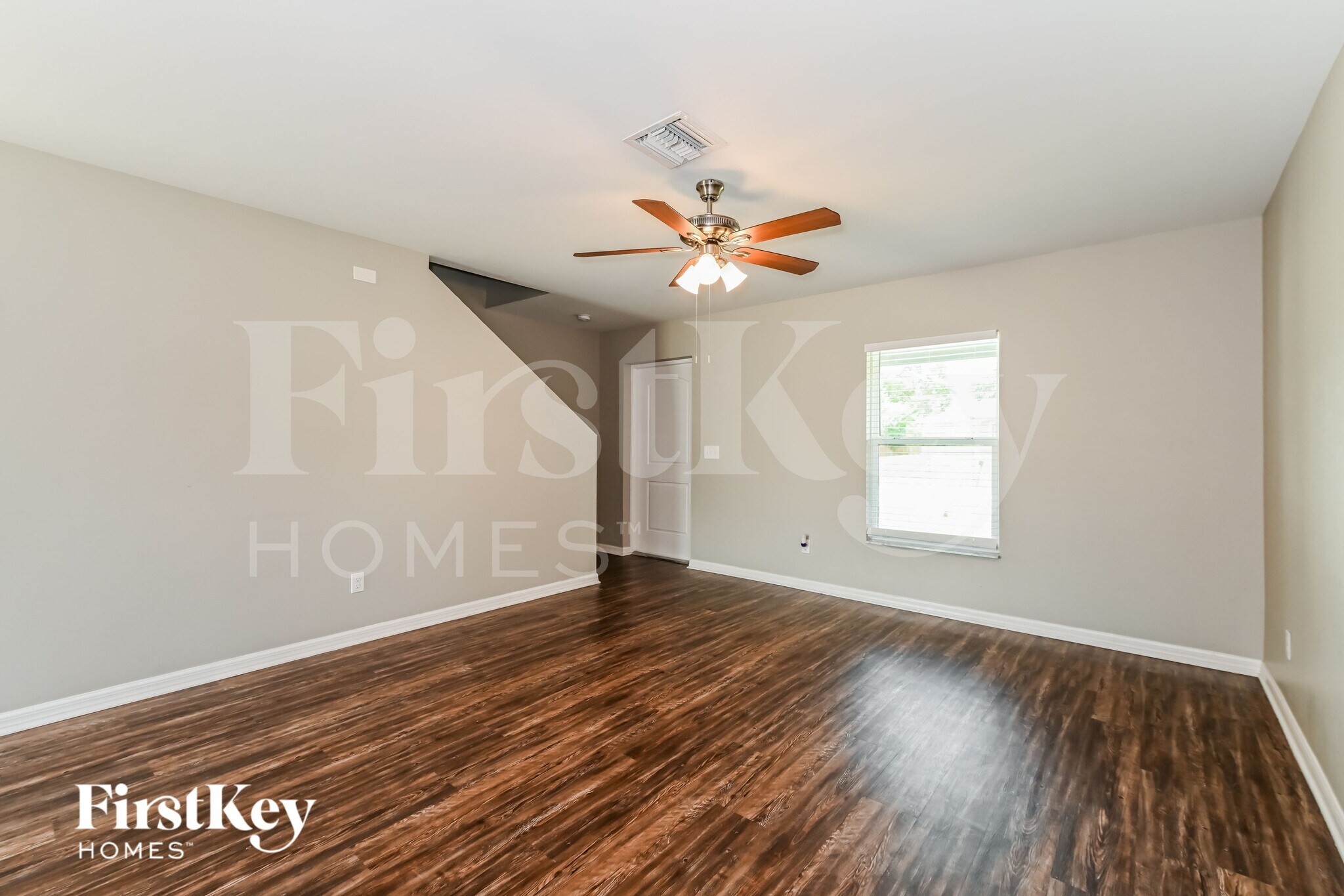 Building Photo - 123 SW 19th Terrace