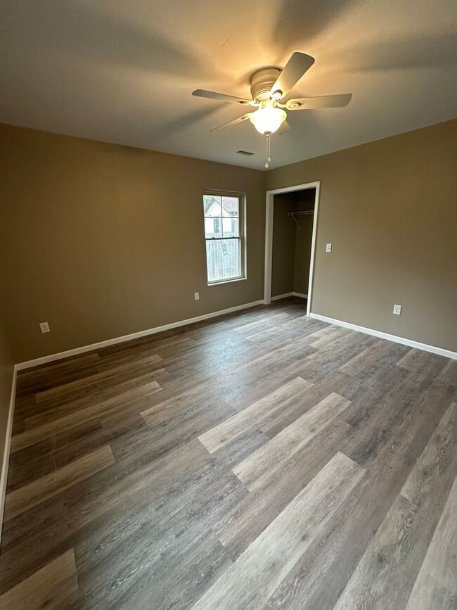 Building Photo - BRAND NEW BUILD!!! 3 Bedroom, 1 Bathroom D...