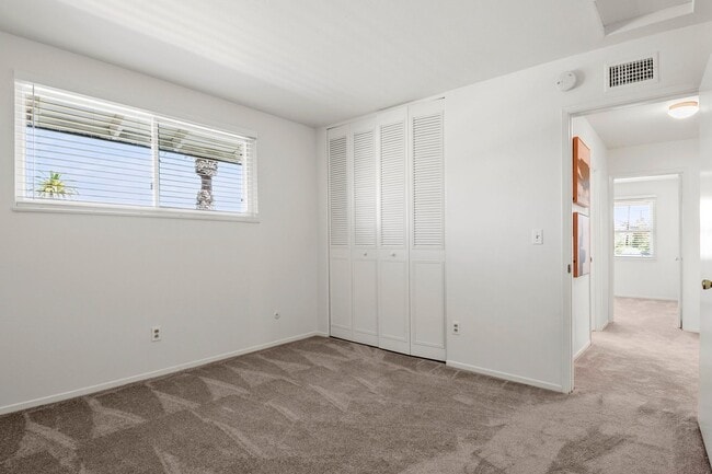 Building Photo - 700 S Yorba St