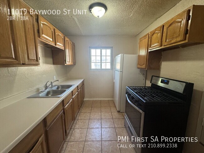 Building Photo - 11019 Baywood St
