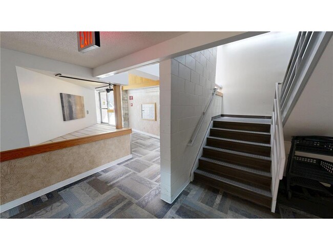 Building Photo - 316 Becker Ave SW