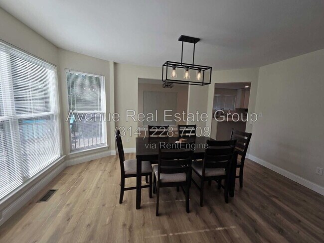 Building Photo - 956 Briar Green Ct