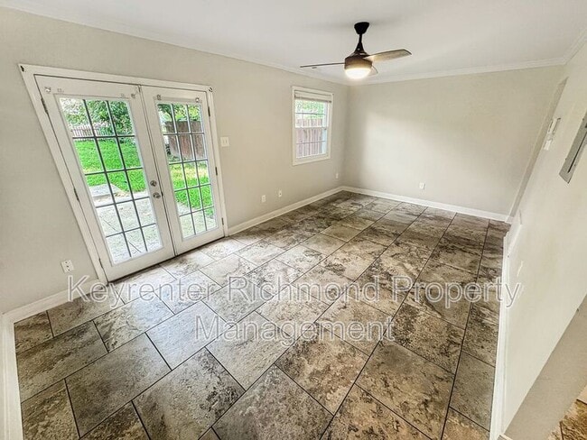 Building Photo - 1402 Mechanicsville Tpke