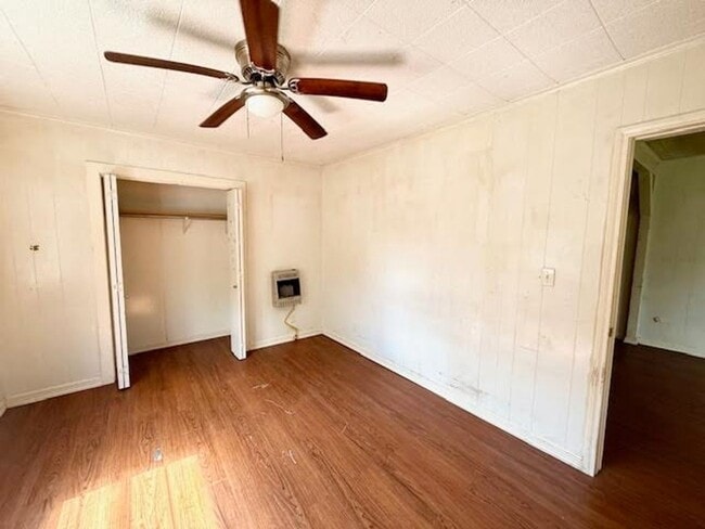 Building Photo - 907 N Harrison St