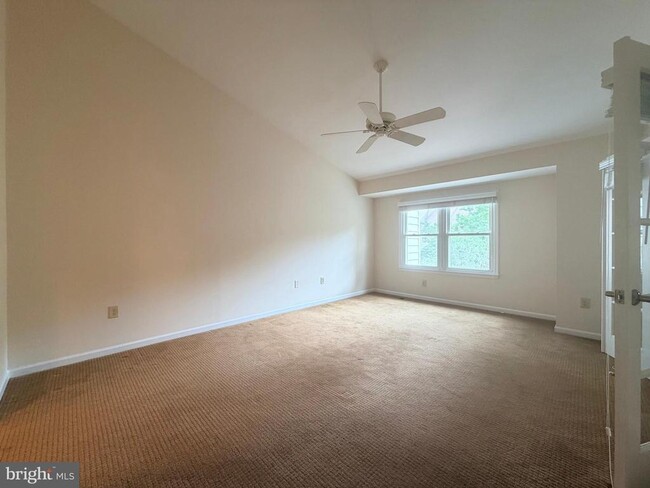 Building Photo - 7418 Crestberry Ln