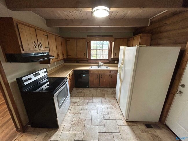Building Photo - 4706 Whitehall Dr NW