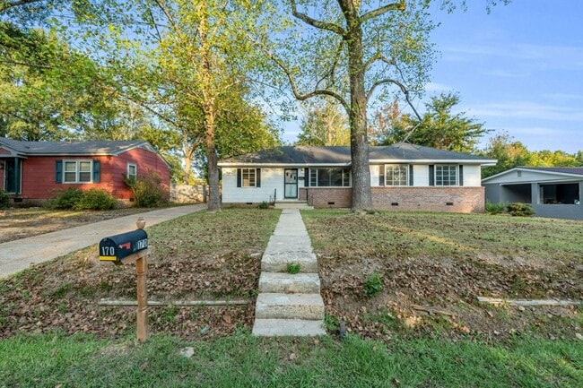 Building Photo - 170 Meadow Hill Rd