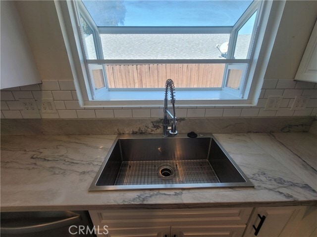 Building Photo - 35054 Beech Ave