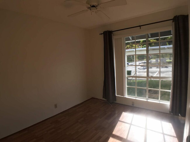 Building Photo - Makakilo Cliffs 2 BD, 2BA, 2PK