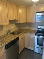 Primary Photo - 518 Putnam Ave