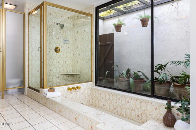 Building Photo - 339 Patrician Way