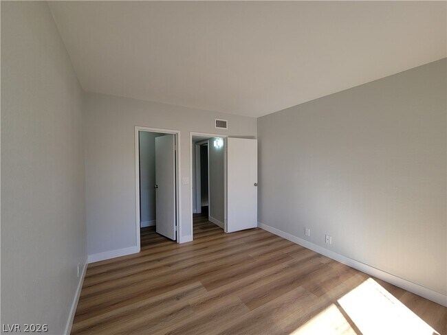 Building Photo - 1894 Avacado Ct