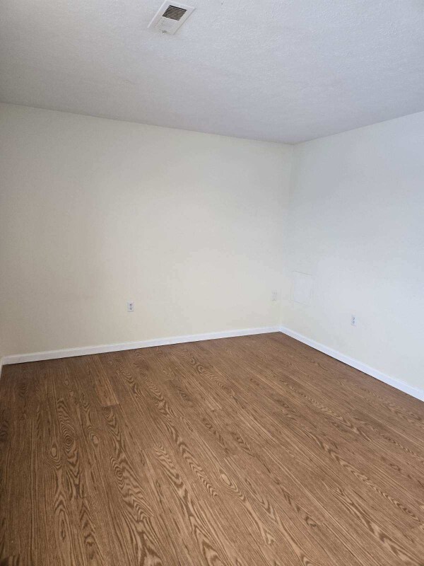 Building Photo - 27 Scioto Dr