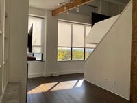 Building Photo - Crows Nest