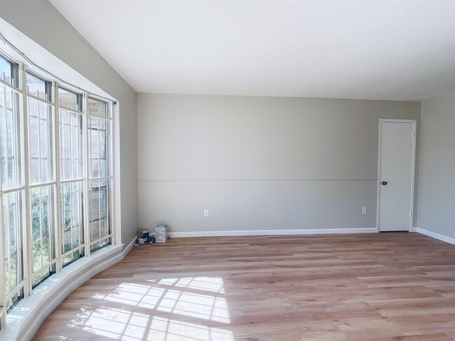 Building Photo - 11022 Concho St